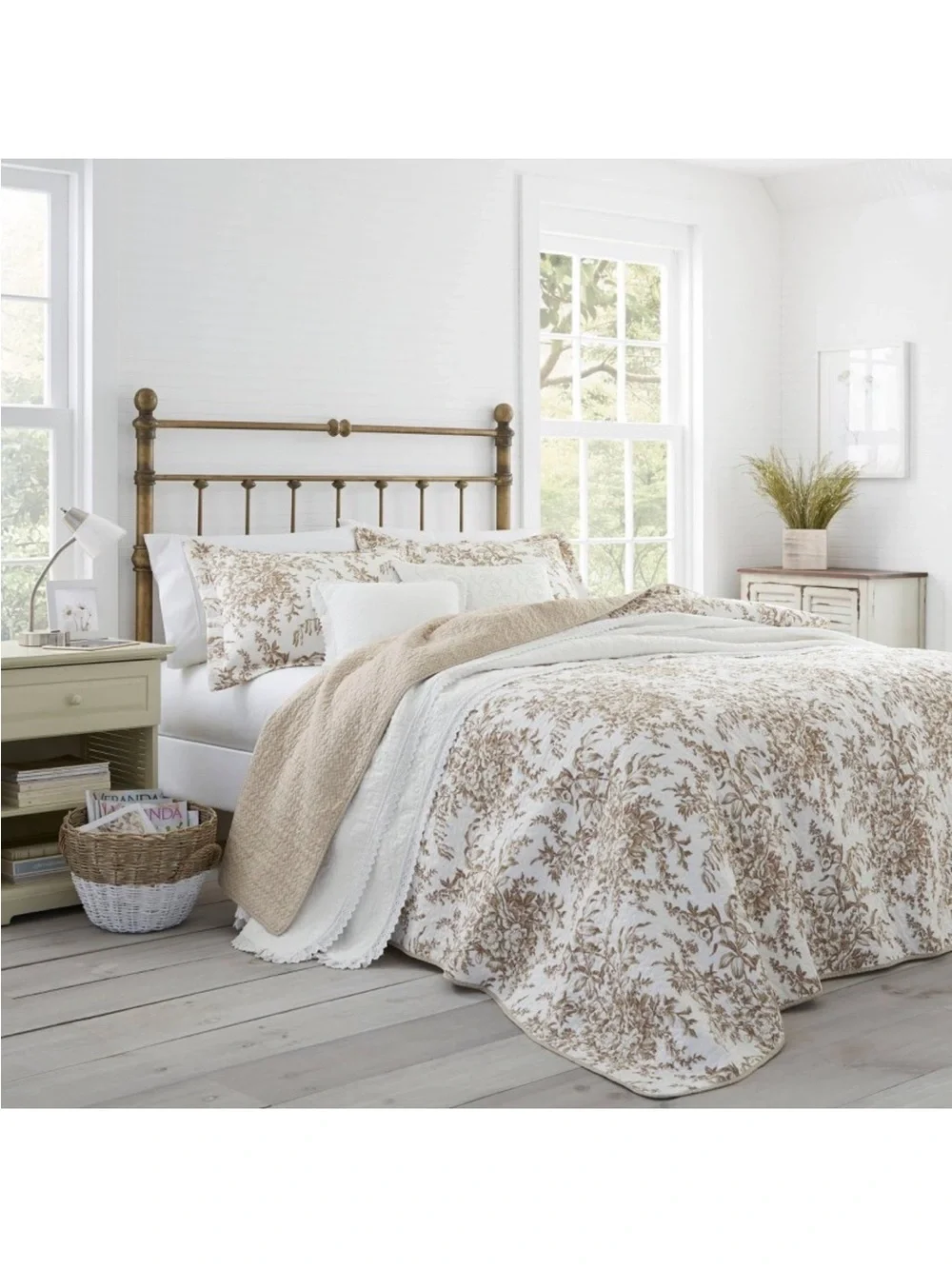 Laura Ashley~ Twin Bedford Floral Mocha 2Pc Quilt Set Reversible ~ 100% Cotton